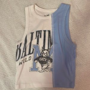 Super Cute Hollister Top!!